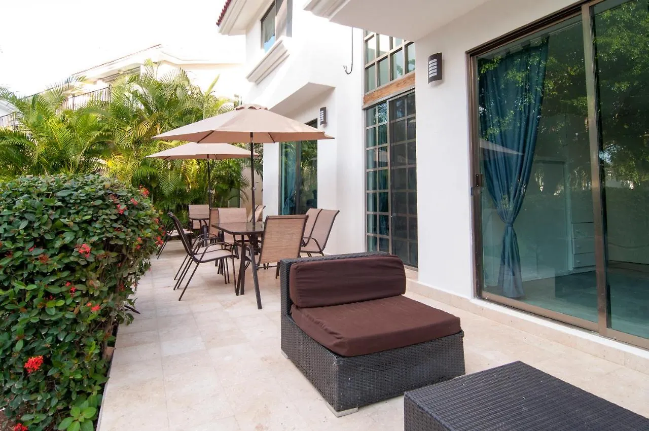 Villa La Paz Playa del Carmen 0*,  Mexique