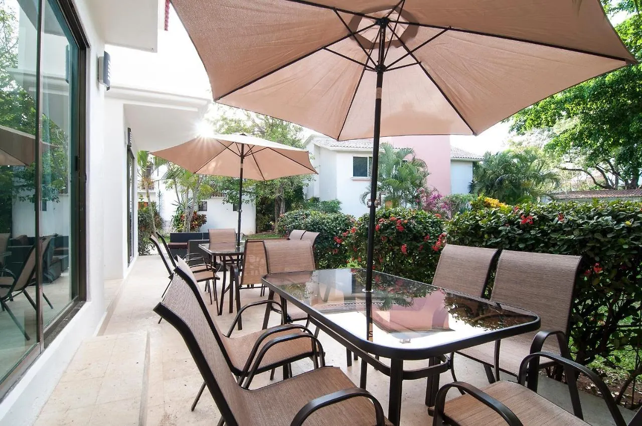 Villa La Paz Playa del Carmen 0*,  Mexico